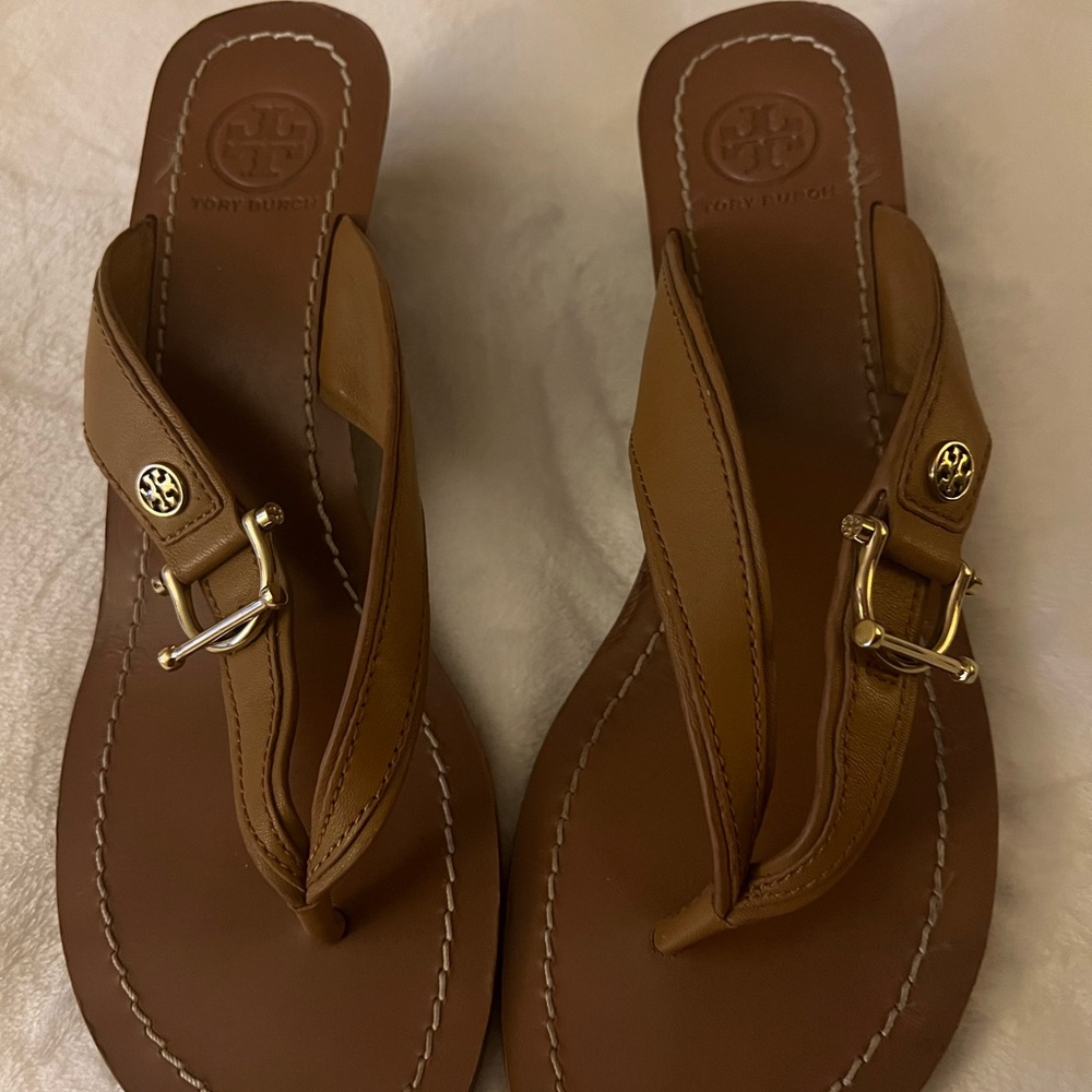 Tory Burch Tan Leather Sandals - Picture 4 of 7